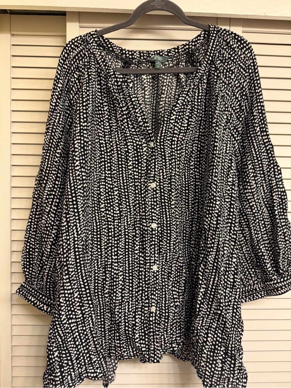Terra & Sky Black and White Dot Button-Front Blouse Women’s Sz 4X